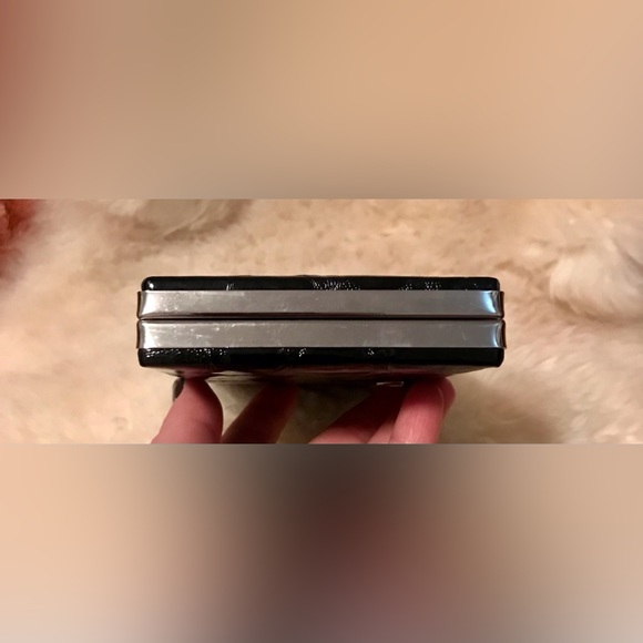 Miche Black Textured Hard Case w/ Removable Silver Chain Snap Close Wallet Purse - Picture 10 of 11